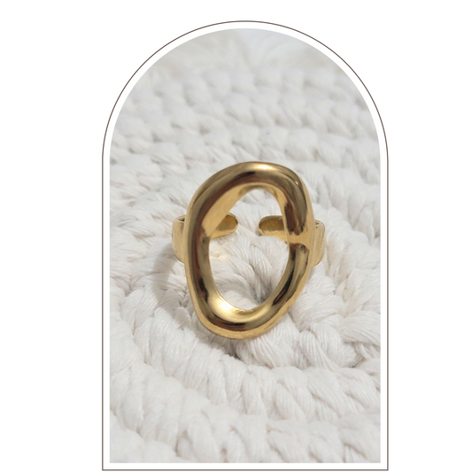 GOLD OVAL RING