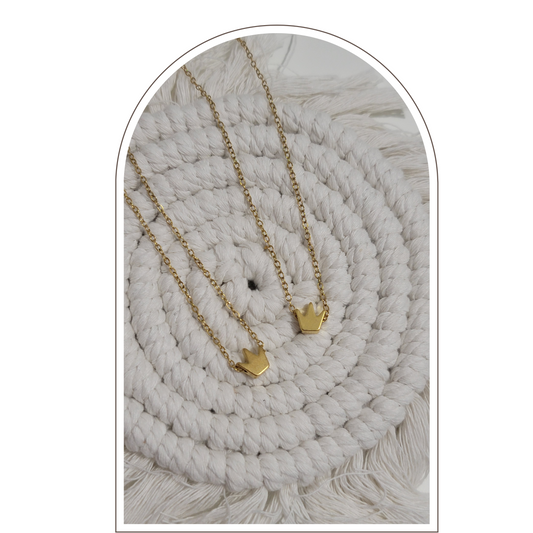 CROWN NECKLACE