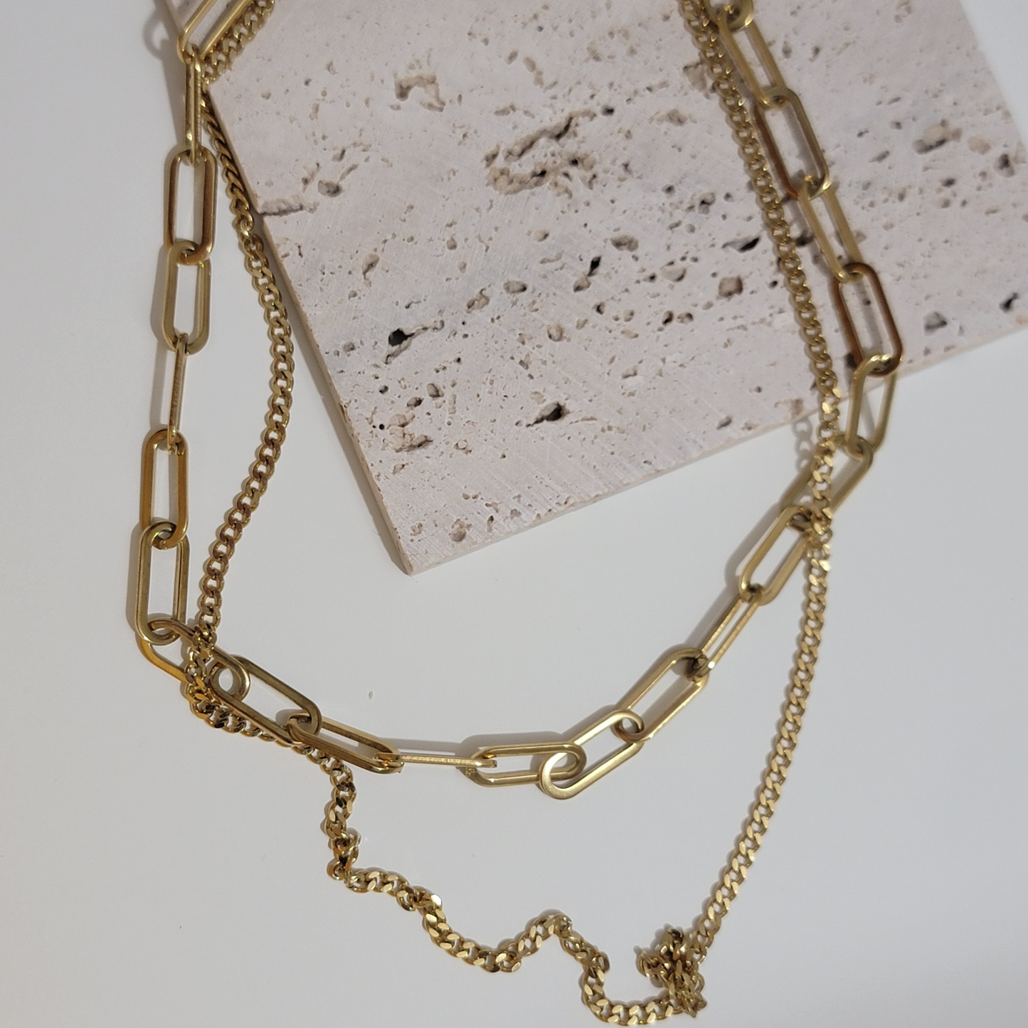 ANA NECKLACE