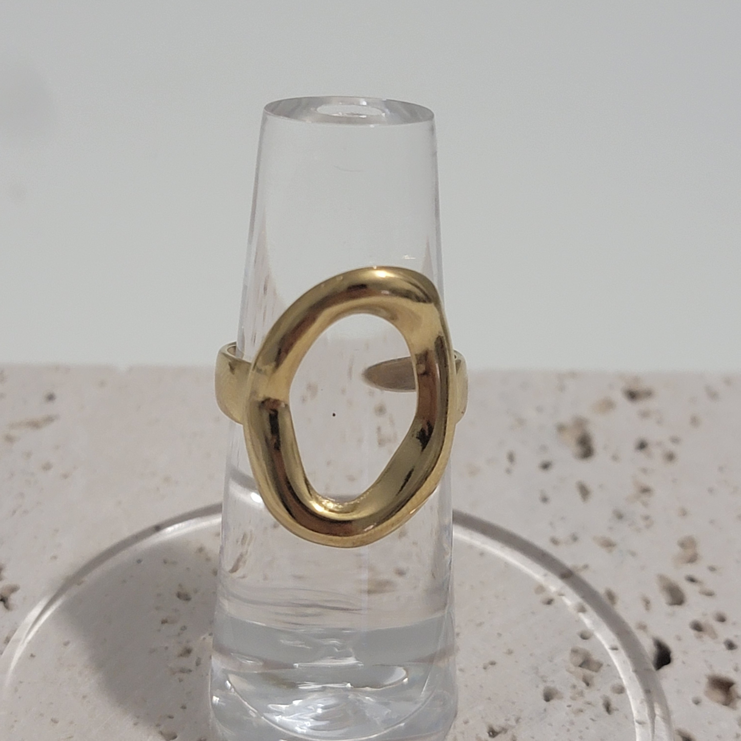 GOLD OVAL RING