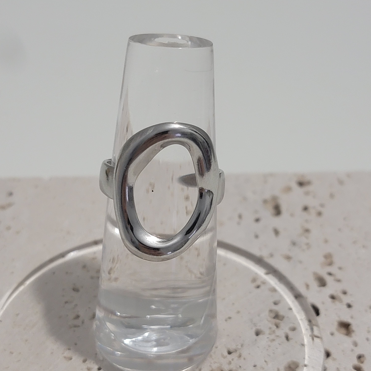 SILVER OVAL RING
