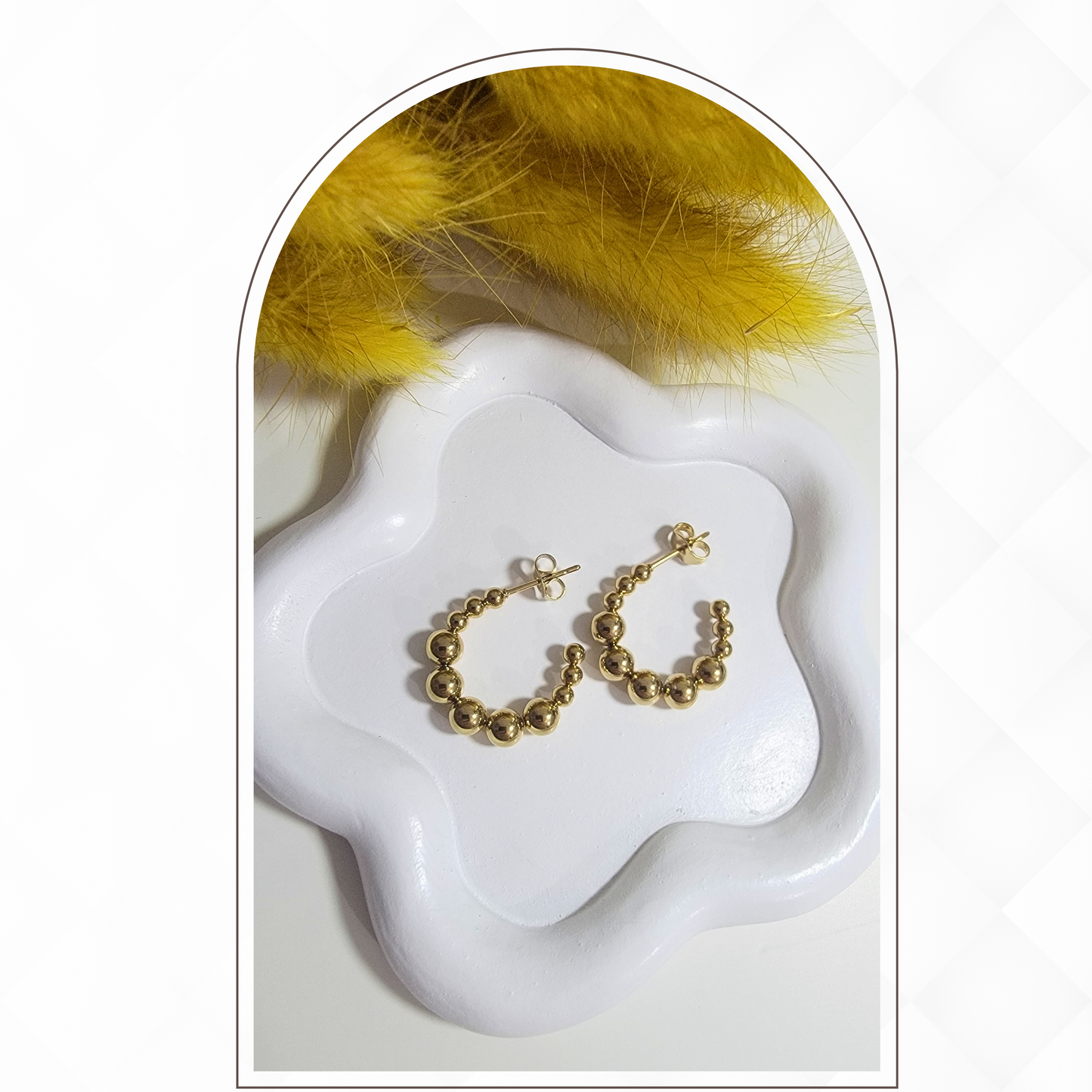 ANIRA STUD EARRINGS