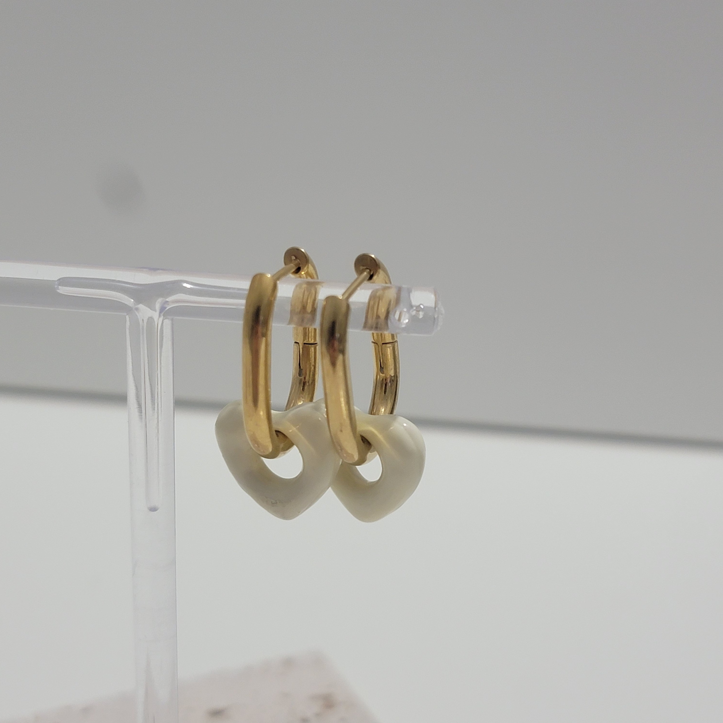 WHITE HEART EARRINGS